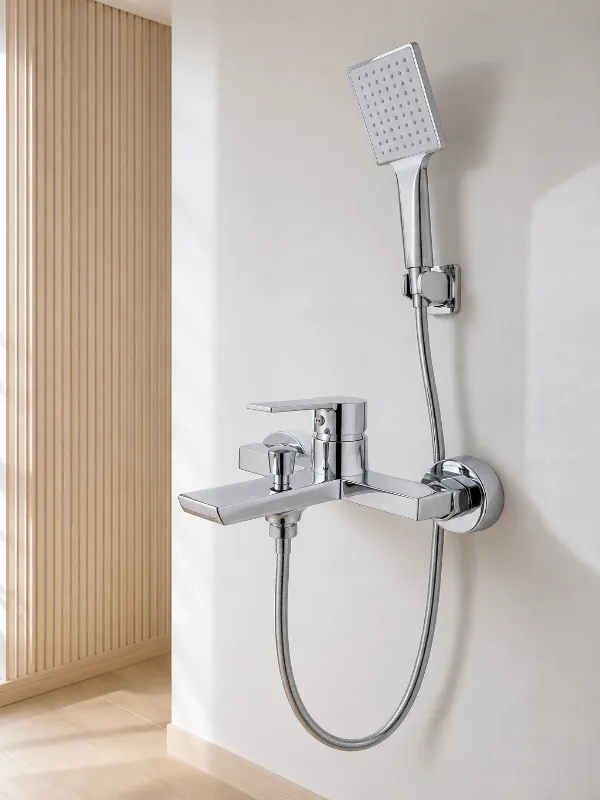 Faucet Tab Mandi Lekapan Loyang Pepejal dengan Pancuran Mandian Pegang Tangan